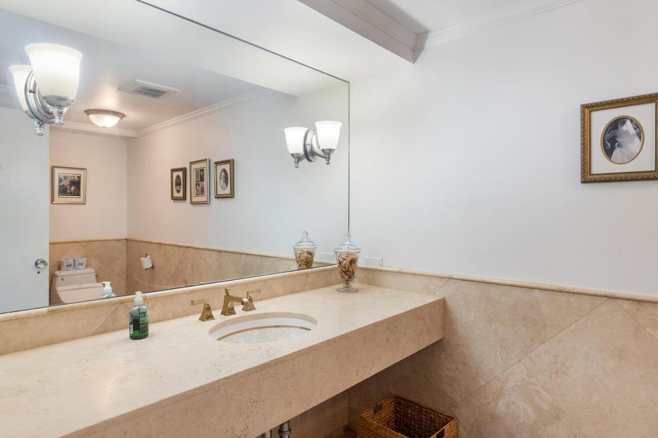 Oceanview Penthouse Suite Гонолулу Екстер'єр фото